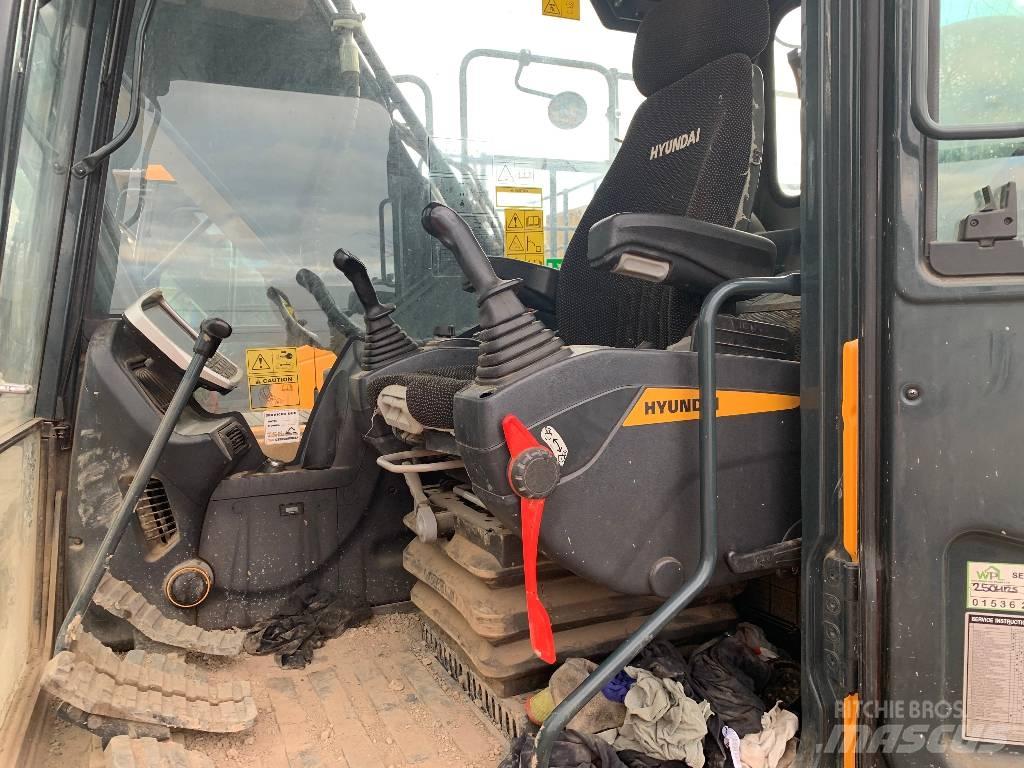 Hyundai HX220A L Bandgrävare