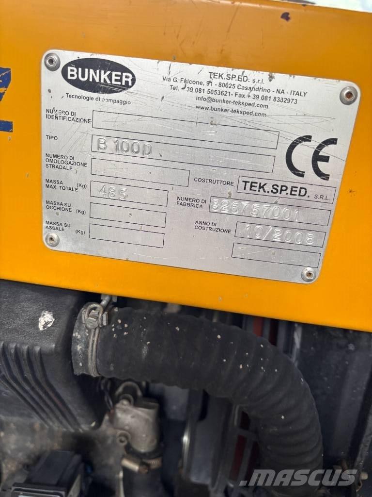  BUNKER B100D Lastbilar med betongpump