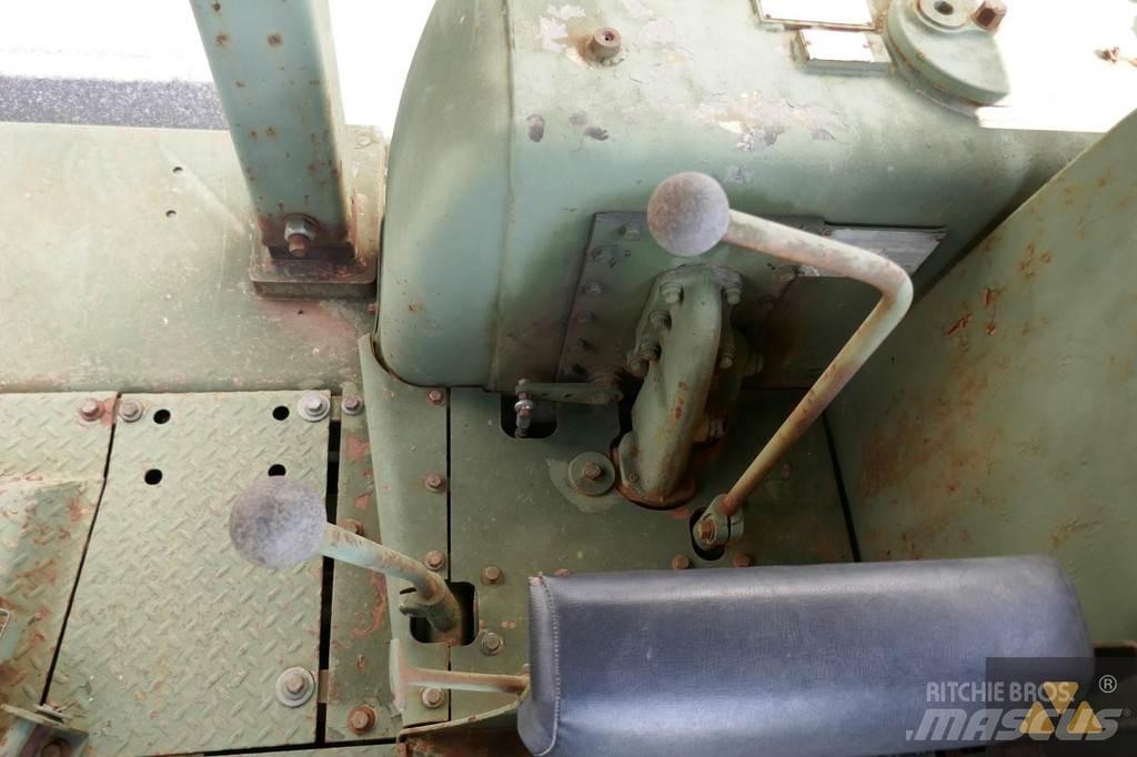 CAT D7F Ex-army Bandschaktare