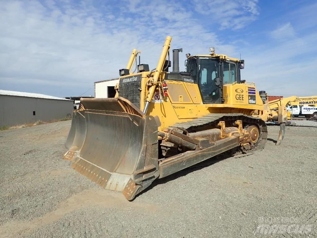 Komatsu D155AX-8 Bandschaktare