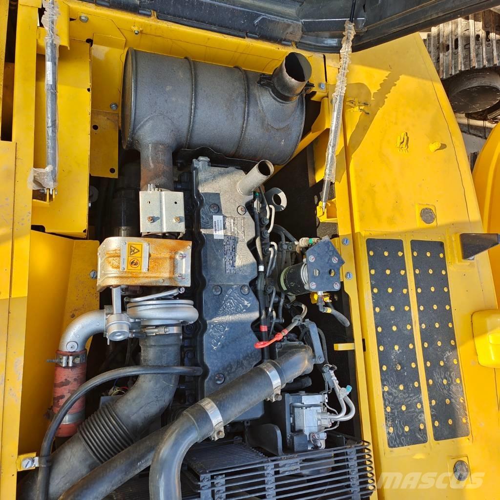 Komatsu PC 220 Bandgrävare