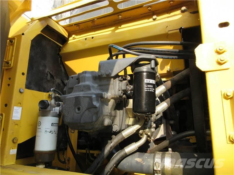 Komatsu PC 220 Bandgrävare