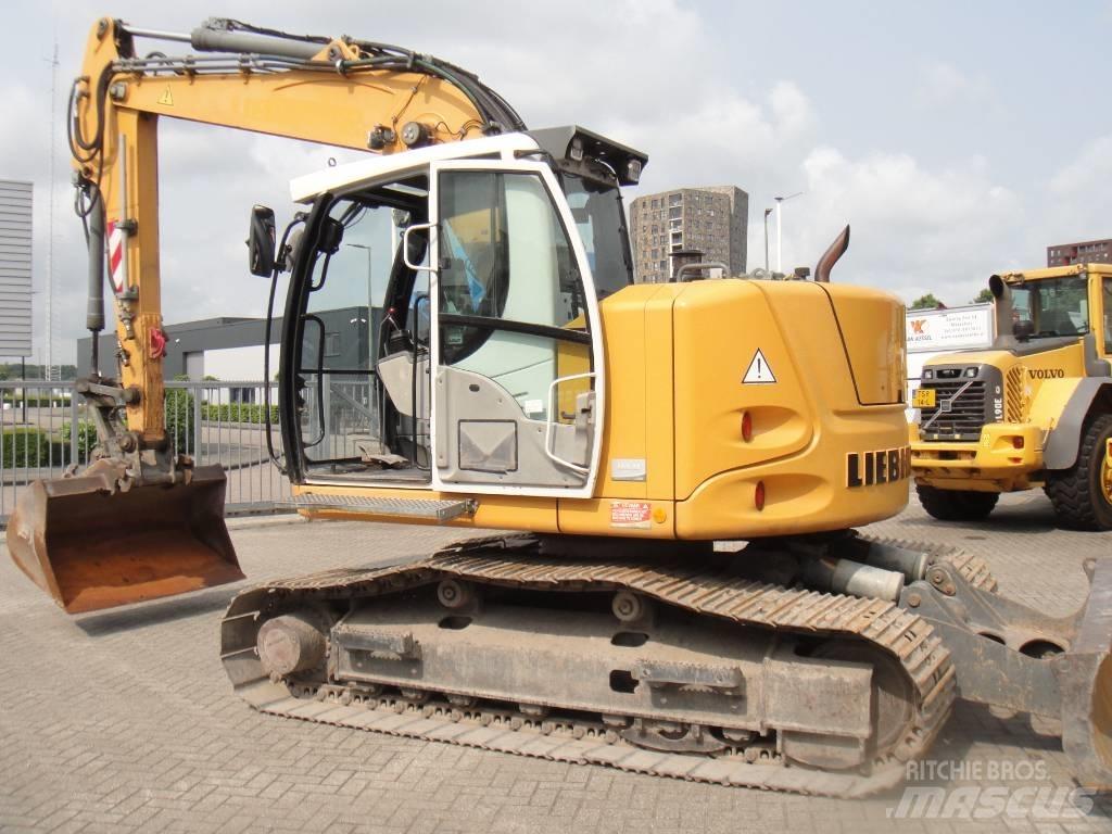 Liebherr R 914 Bandgrävare