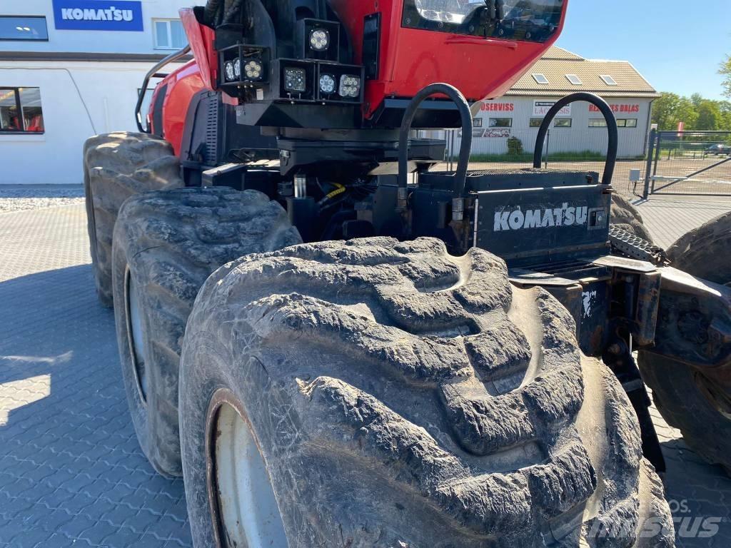 Komatsu 911 Skördare