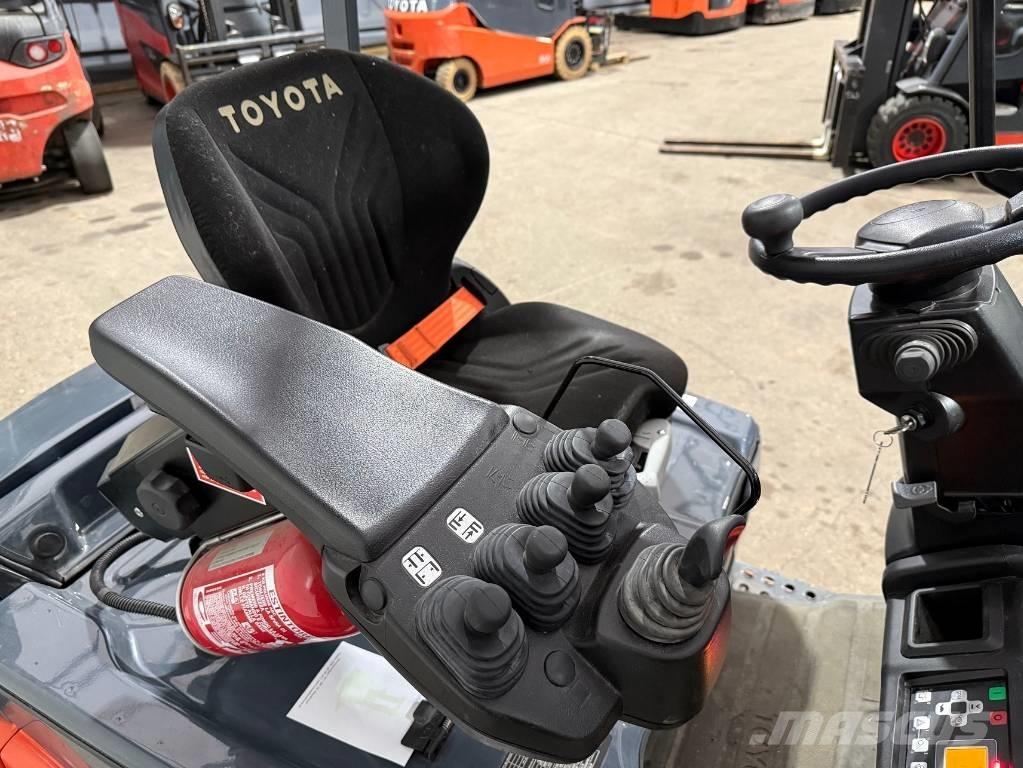 Toyota 8 FBEK 16 T Elmotviktstruckar