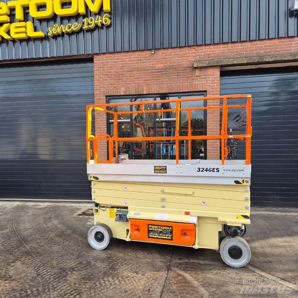 JLG 3246 ES Saxliftar