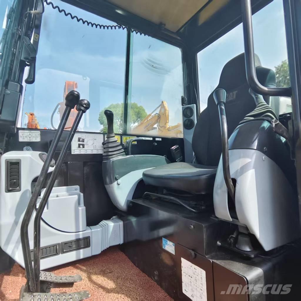 CAT 305.5 E Minigrävare < 7t