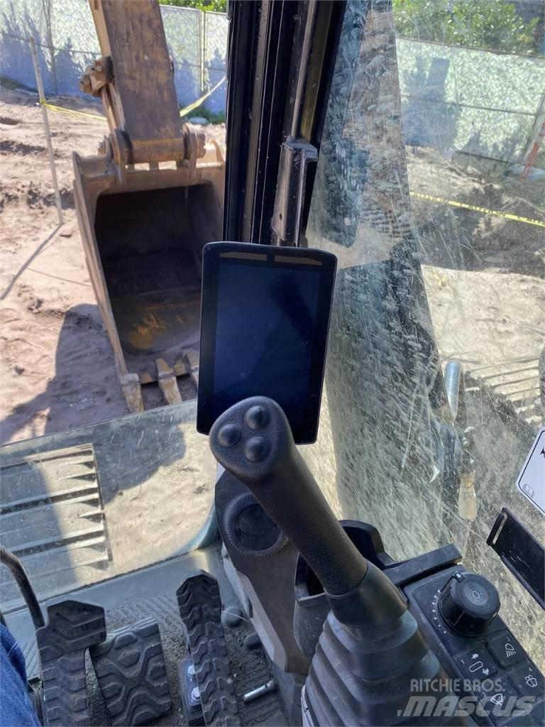 CAT 330 GC Bandgrävare
