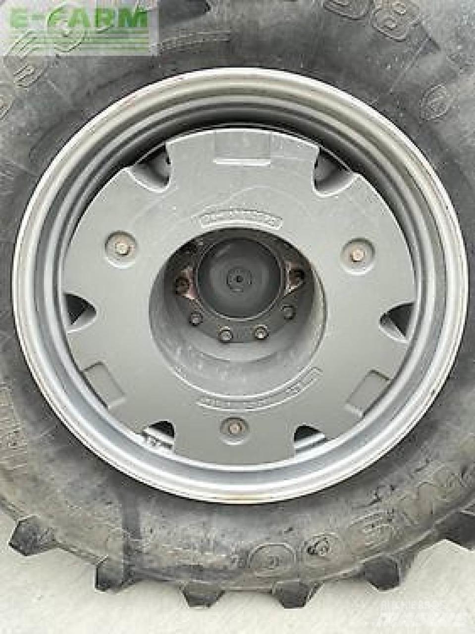 Fendt 724 vario Traktorer