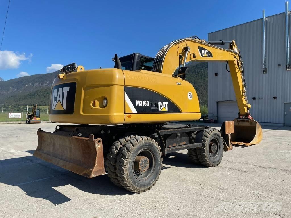 CAT M 316 D Hjulgrävare