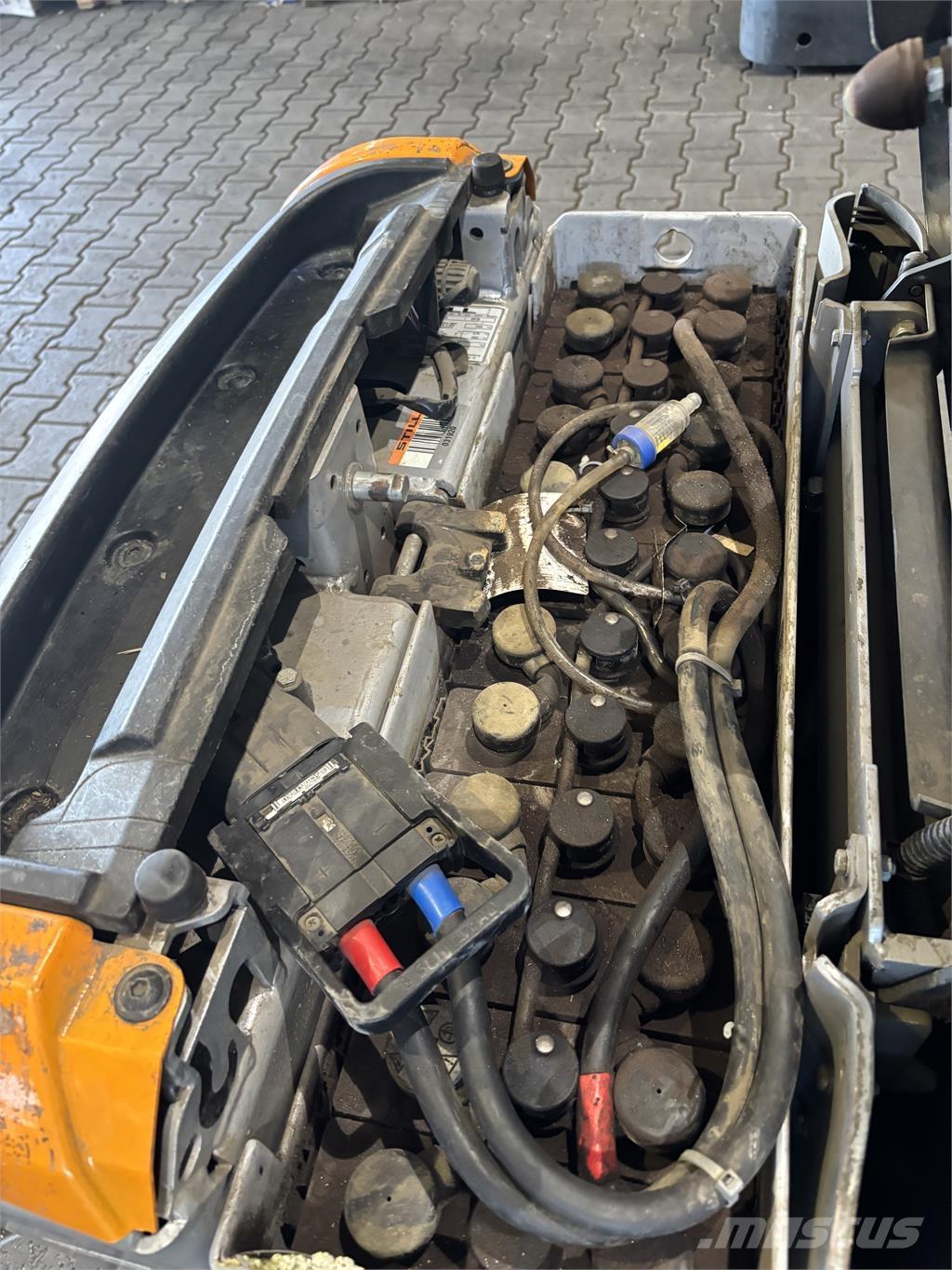 Still OPX 20 Plocktruck, låglyftande