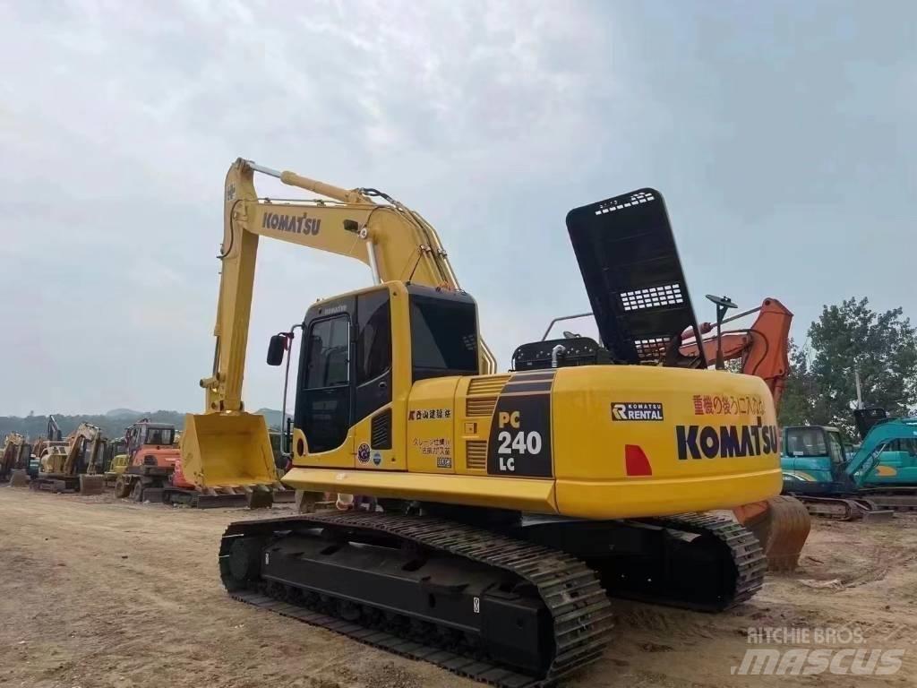 Komatsu PC 240 Bandgrävare