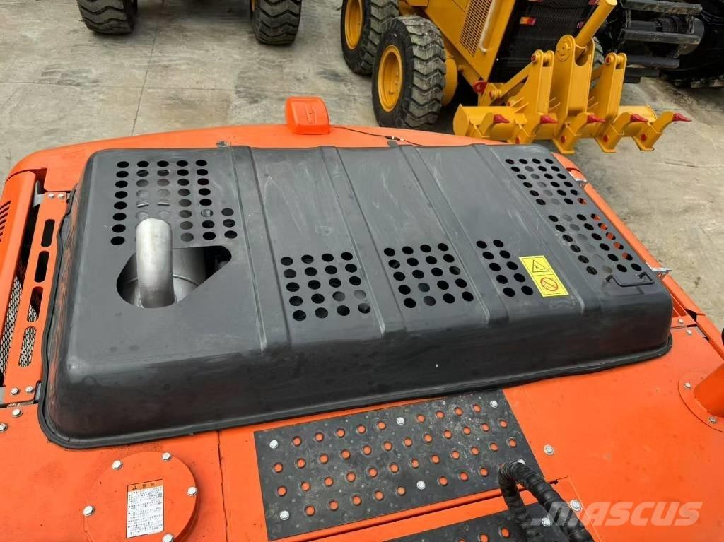 Hitachi ZX 200-3 G Bandgrävare