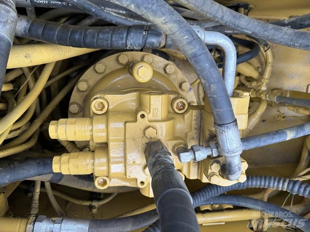 CAT 320D Bandgrävare