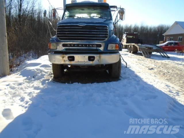 Sterling L 9500 Flakbilar