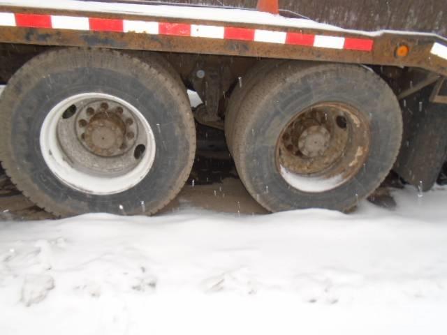 Sterling L 9500 Flakbilar