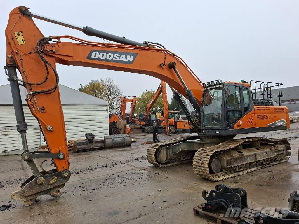 Doosan DX380LC-7 Bandgrävare