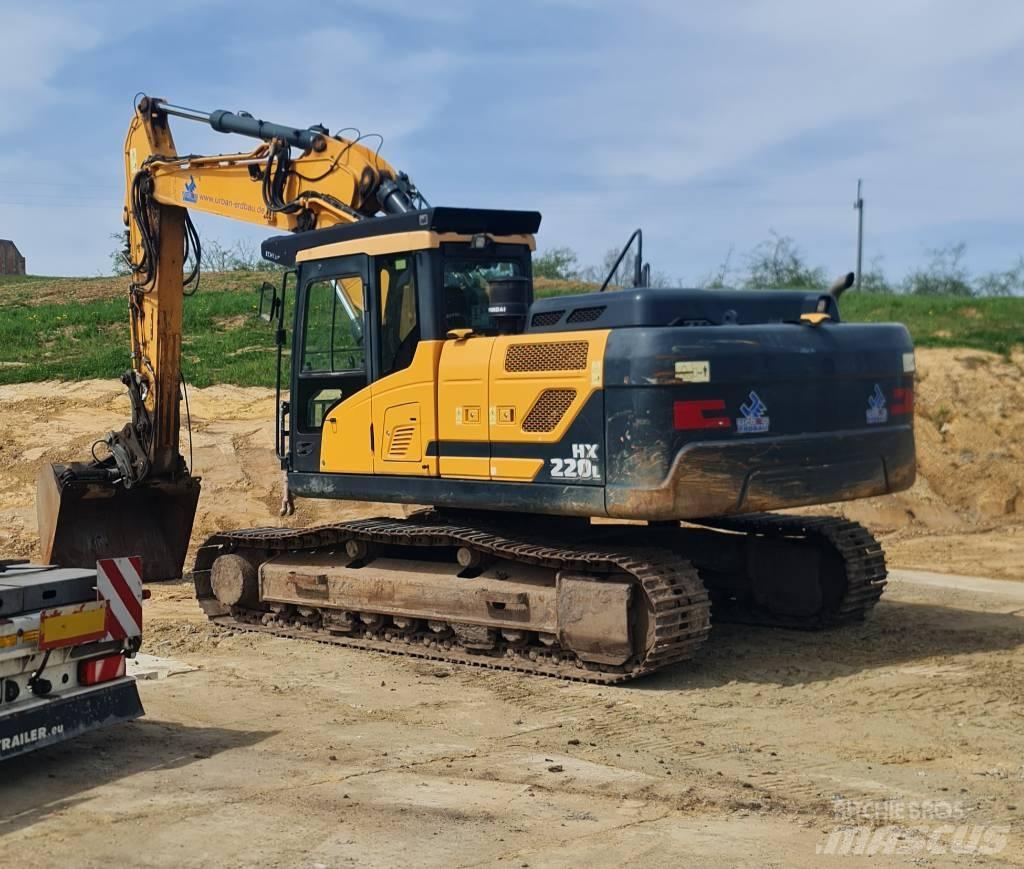 Hyundai HX 220 210 Bandgrävare