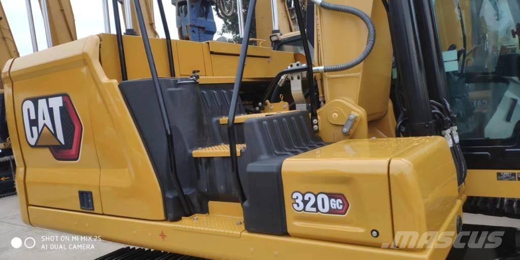 CAT 2021 CAT 320GC Hjulgrävare