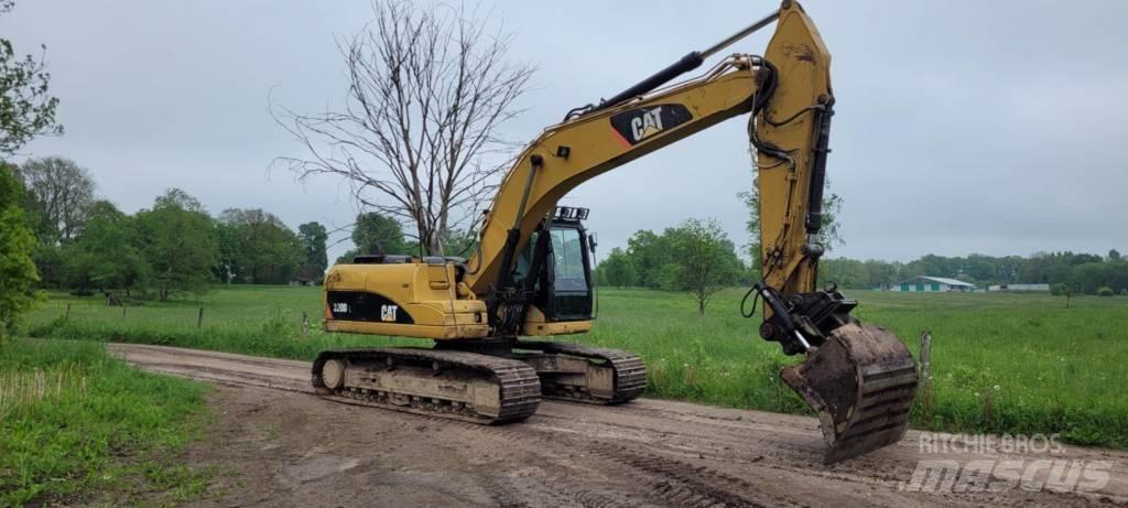 CAT 320 Bandgrävare