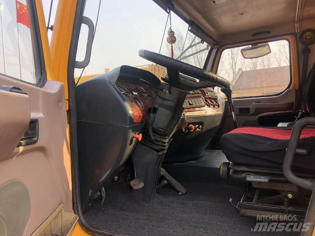 XCMG XCA 180 L Allterrängkranar