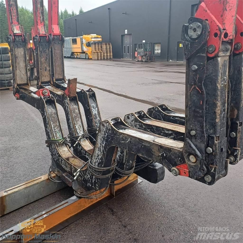 Komatsu 895 Redskap till skogsmaskiner