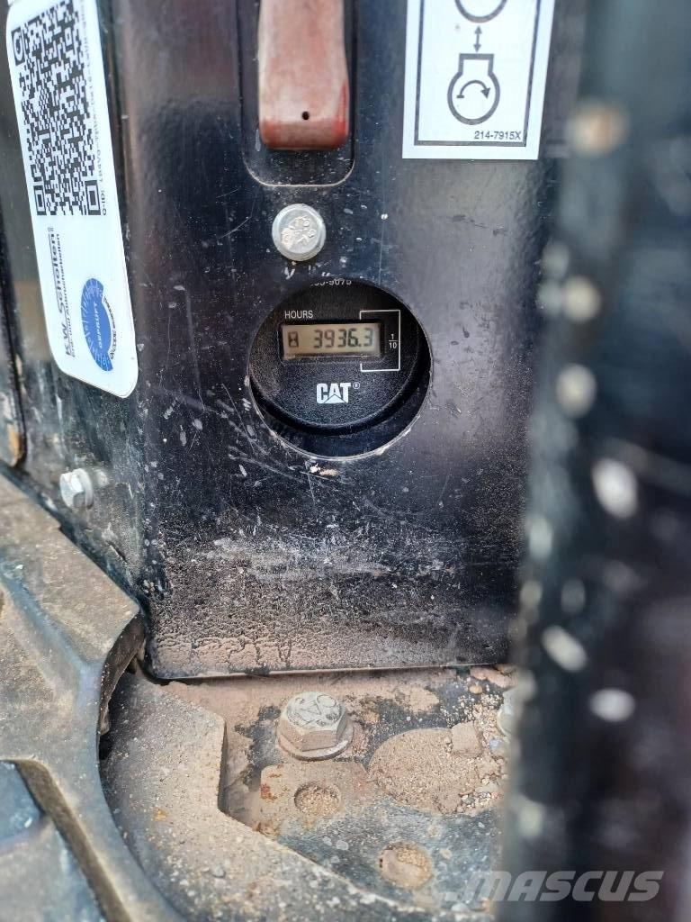 CAT 305 D Minigrävare < 7t