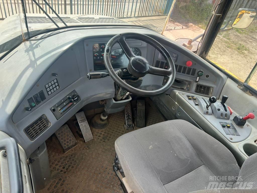 Volvo A 25 D Midjestyrd dumper