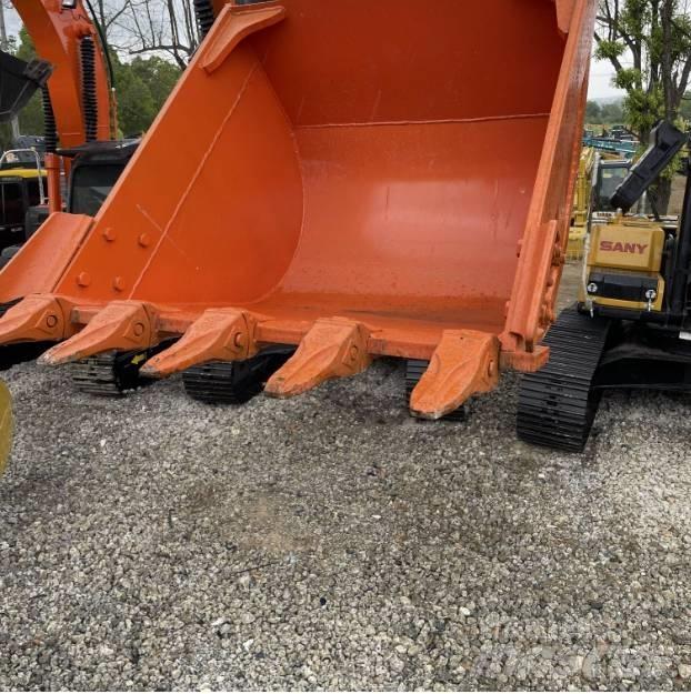 Hitachi ZX200 Bandgrävare