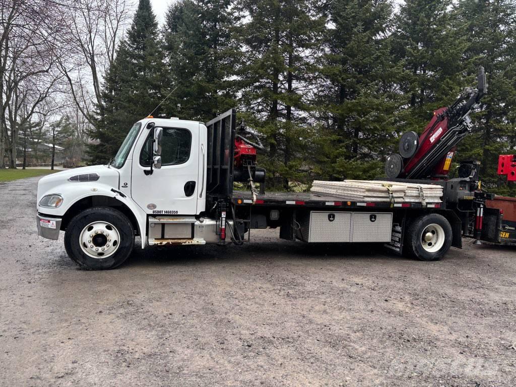 Freightliner M2-106 Bangående Kranar