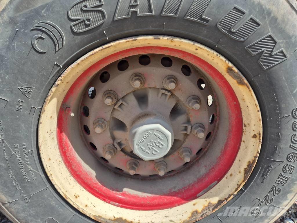 Nopa 3 axle tipper Tippsläp