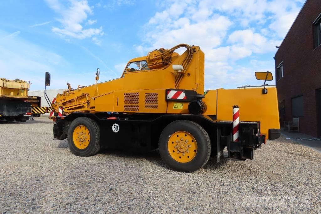 Kobelco RK 70 M2 Terrängkranar (Grov terräng)