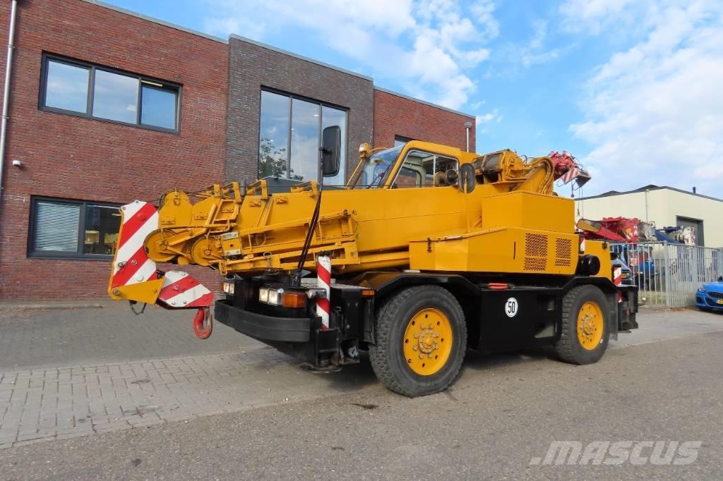 Kobelco RK 70 M2 Terrängkranar (Grov terräng)