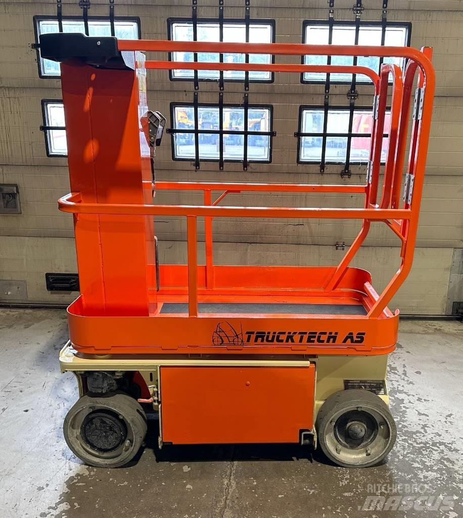 JLG 1230 ES Saxliftar