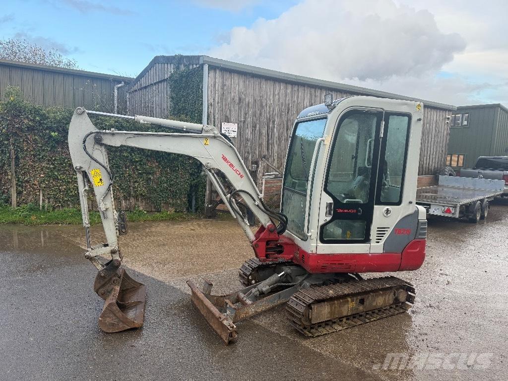 Takeuchi TB 219 Minigrävare < 7t