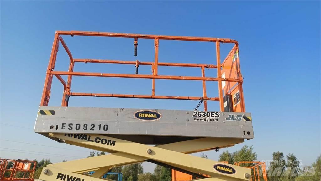 JLG 2630ES Saxliftar