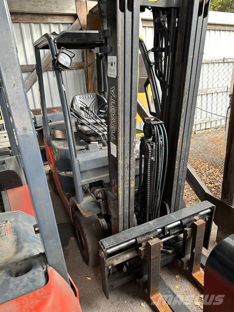 Toyota 02-8 FDF 18 Dieselmotviktstruckar