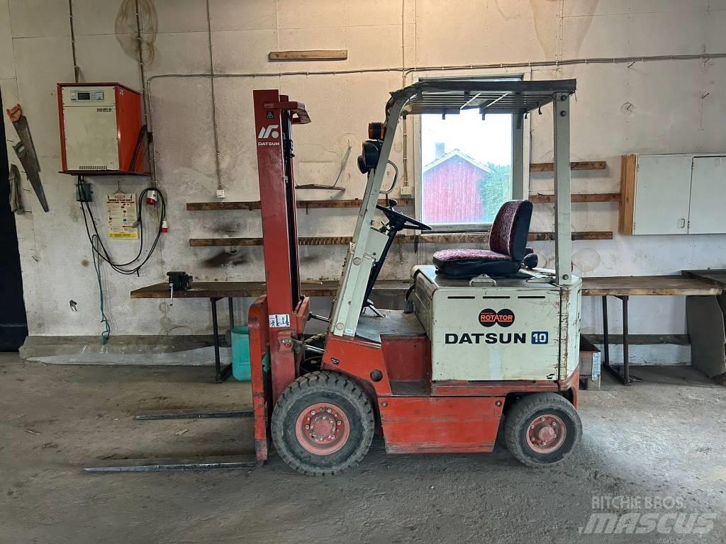 Datsun 10 Elmotviktstruckar