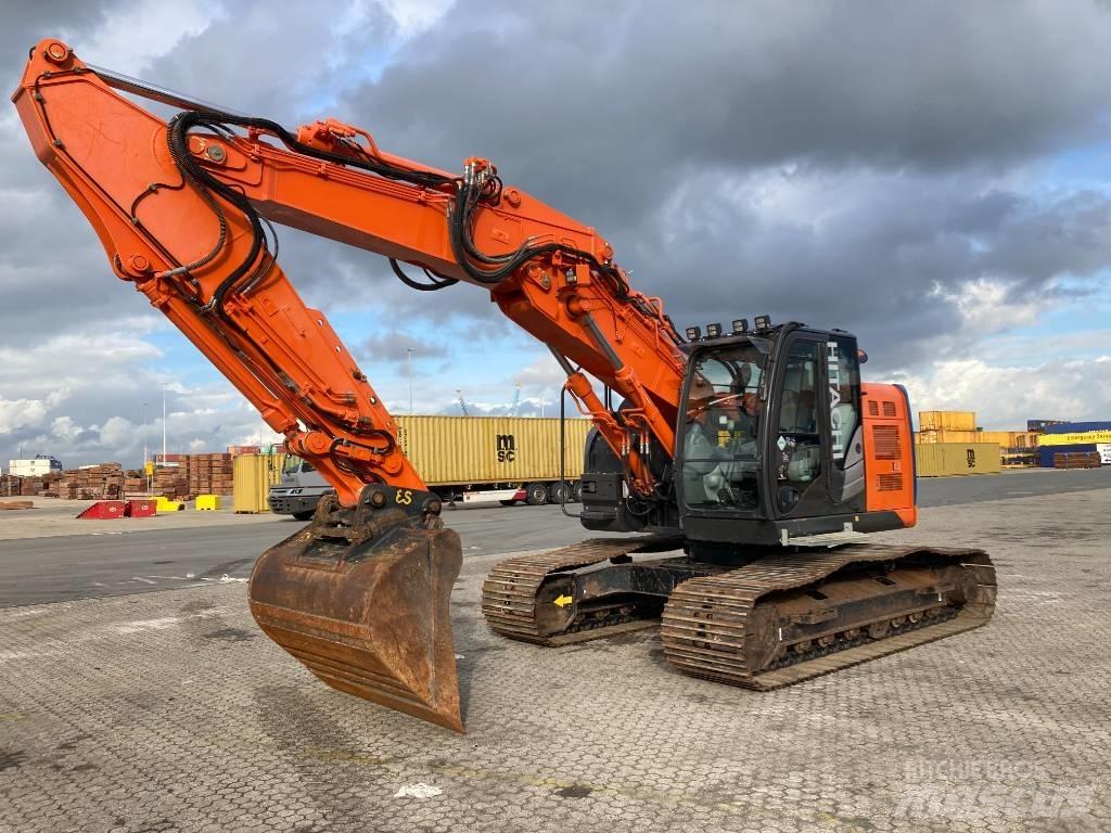 Hitachi ZX225USLC-5B Bandgrävare