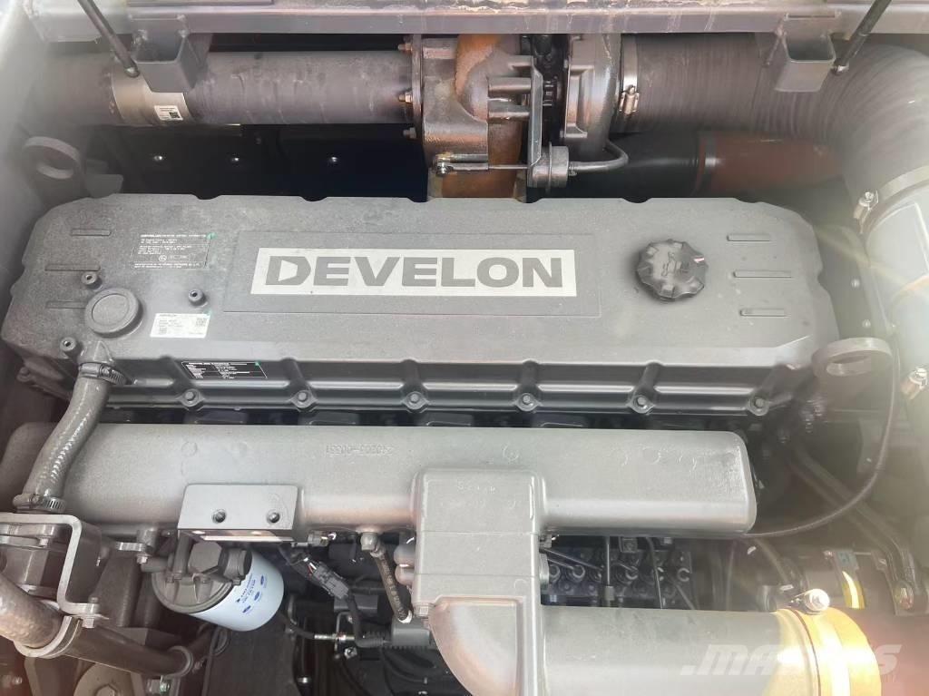 Develon DX 450 Bandgrävare