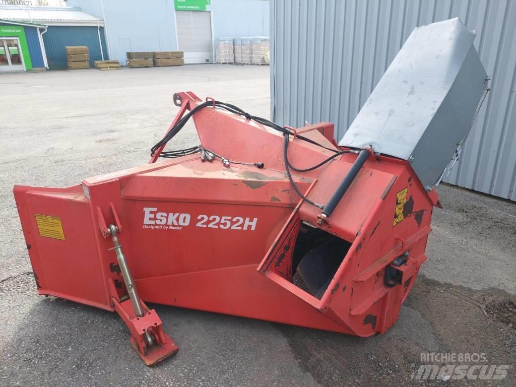 Esko 2252 H Snöslungor och -fräsar