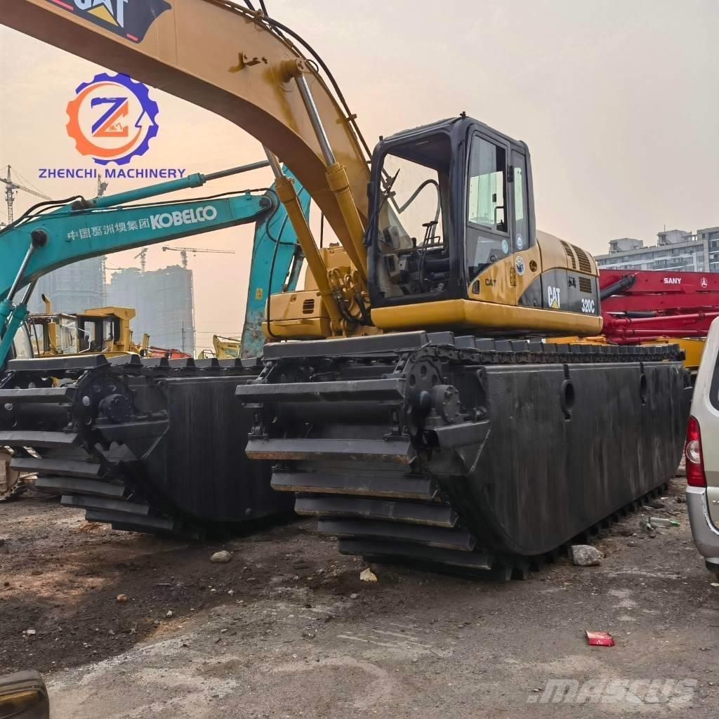 CAT 320 C Amfibiska grävmaskiner