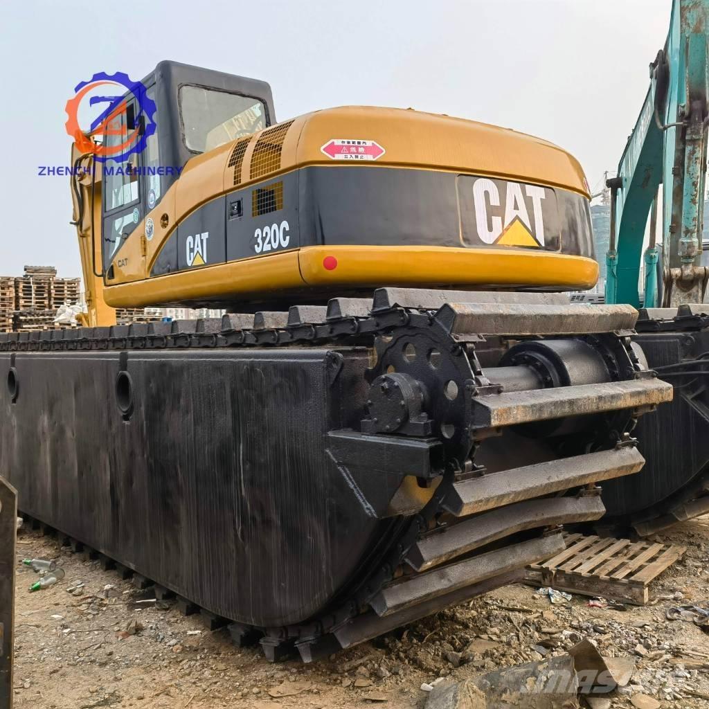 CAT 320 C Amfibiska grävmaskiner