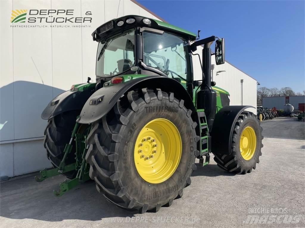 John Deere 6250R Traktorer