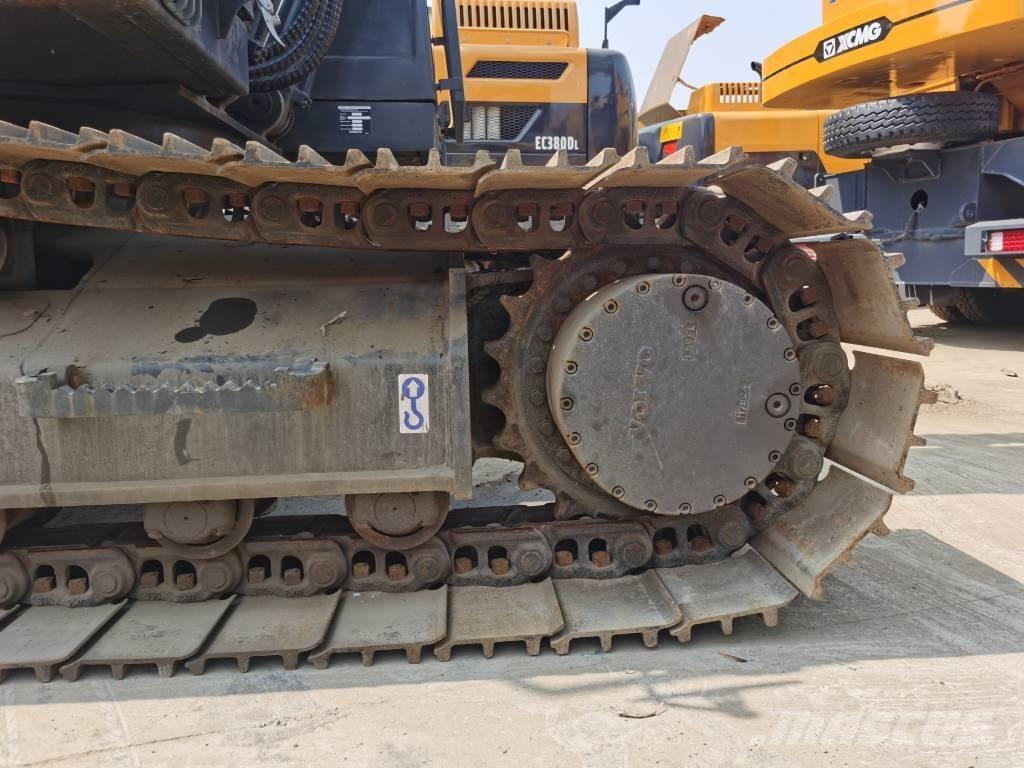 Volvo EC 220 Bandgrävare
