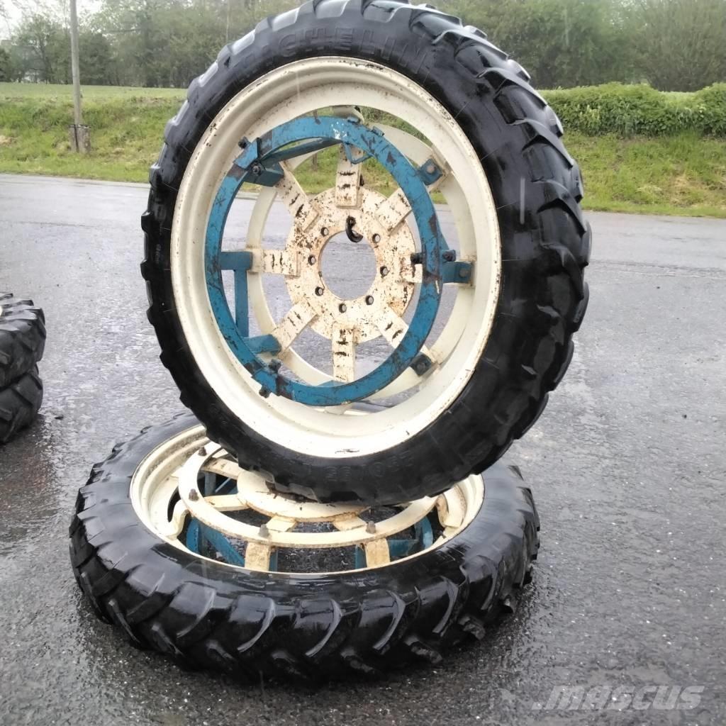 Michelin 230/95R44 Däck, hjul och fälgar