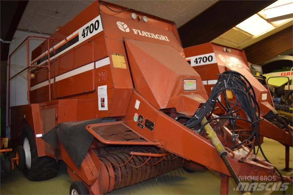 Fiat Hesston 4700 Fyrkantspressar