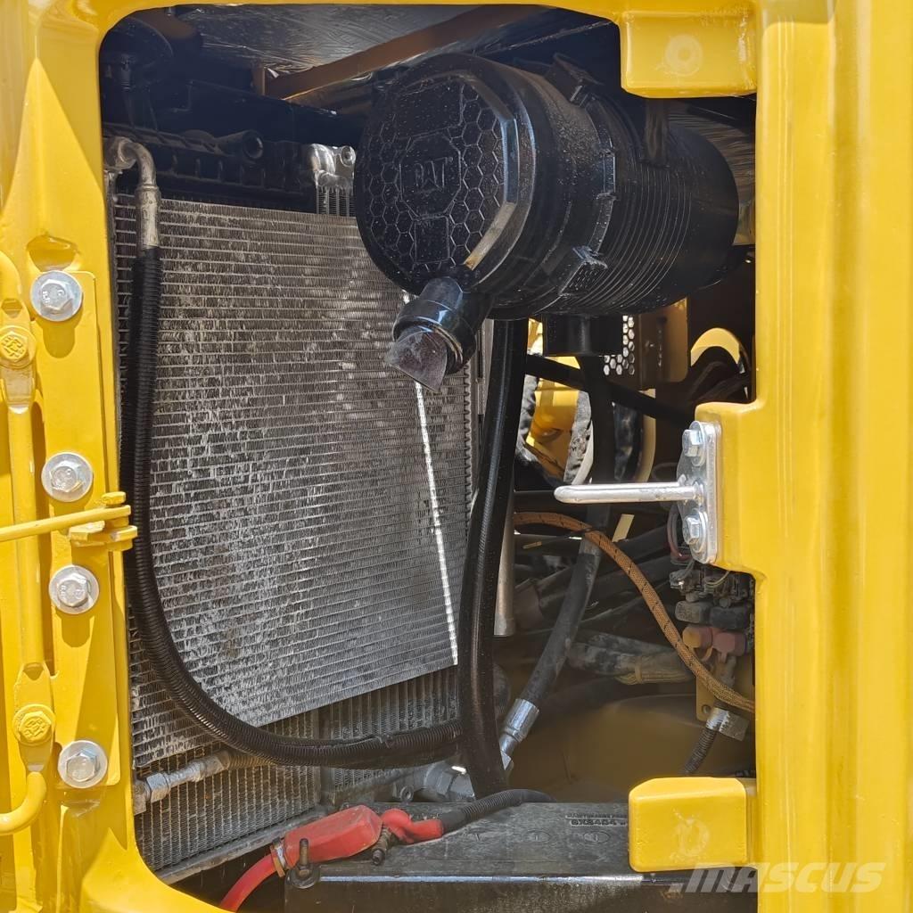 CAT 310 Bandgrävare