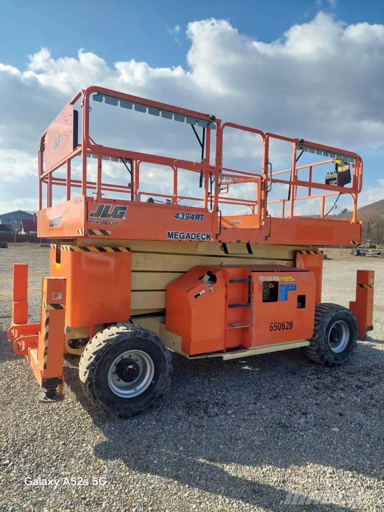 JLG 4394 RT Saxliftar