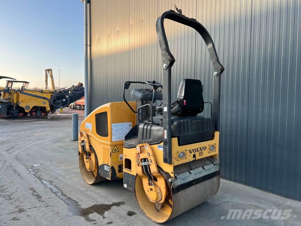 Volvo DD22 Tvåvalsvältar